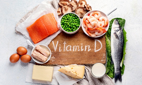 Jak bezpiecznie dobrać suplementy przy niedoborze witaminy D — przewodnik sezonowy